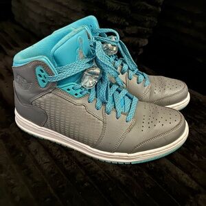 Jordan Athletic Shoes Gray and Teal
